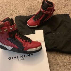 Givenchy Sneakers